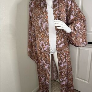 Rue de Seine Floral Kimono Robe One Size. H16